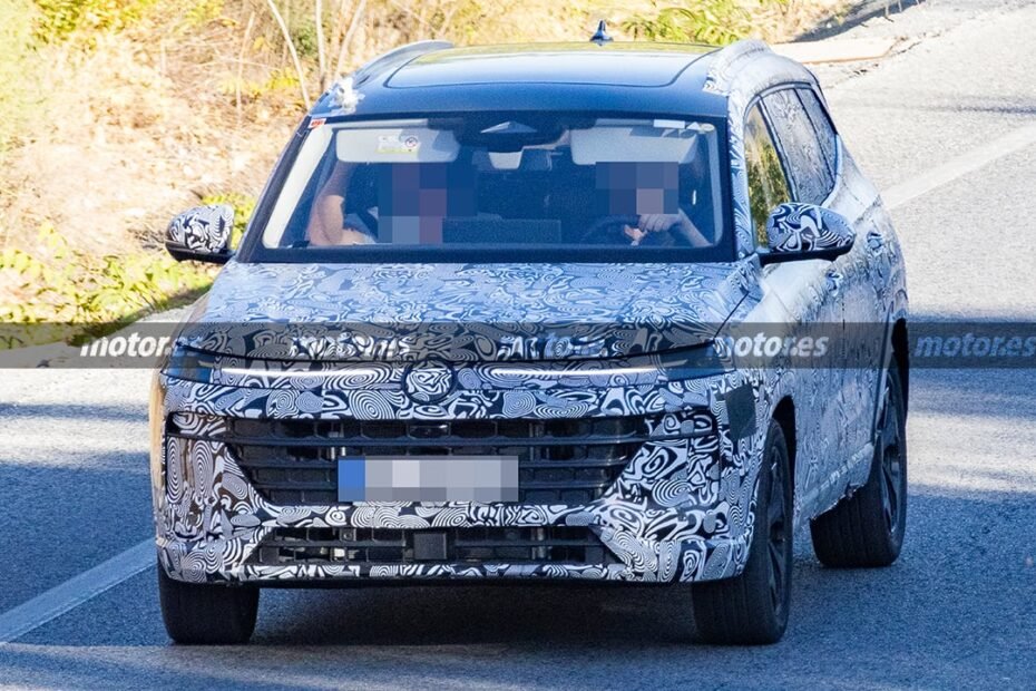 Cazado el nuevo SUV de Volkswagen que cubre el hueco entre el T-Roc y el Tiguan, pero hay un gran problema
