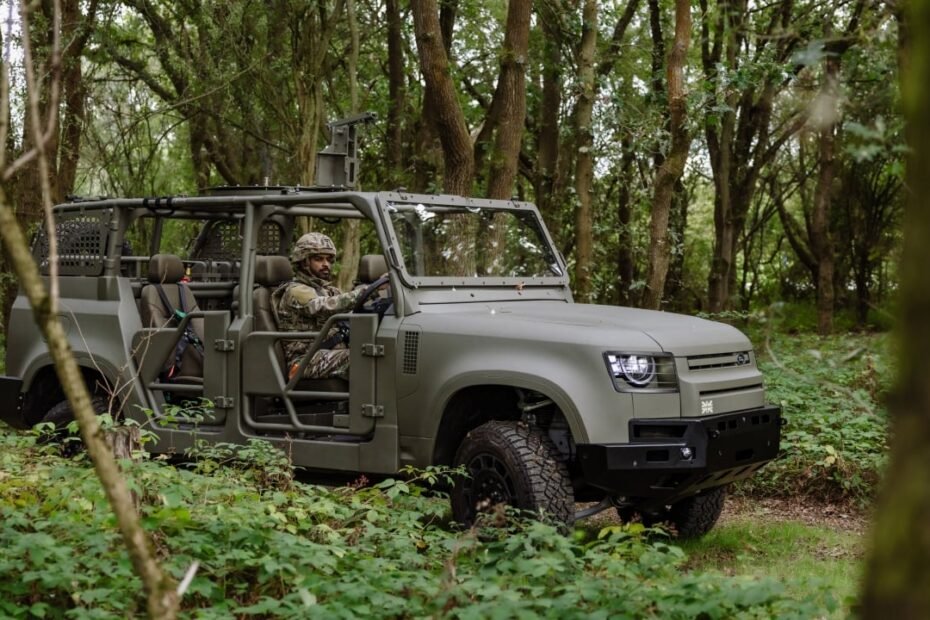 El lobo sale a cazar de nuevo: vuelve el Land Rover Defender Wolf para el ejército