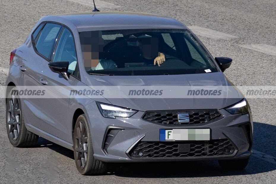 El primer SEAT Ibiza híbrido de la historia al descubierto en estas fotos espía, la etiqueta ECO vuelve a la gama