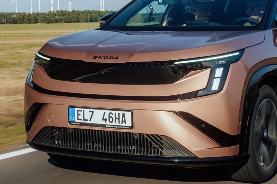 El Skoda Peaq supera en 289 km su autonomía oficial, pero lo consigue haciendo algo que ningún conductor normal aceptaría