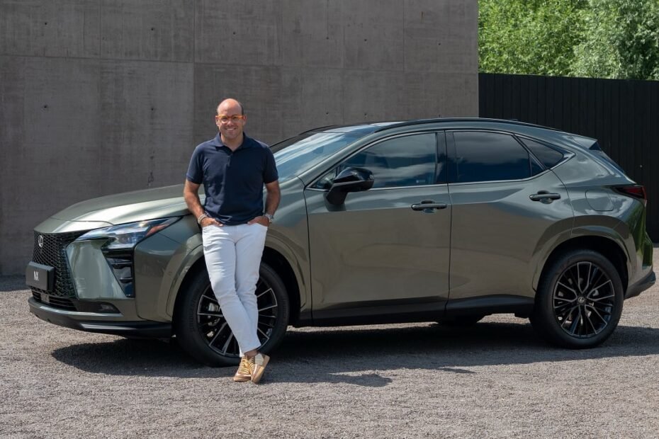 Lexus renueva el coche más importante de todos los que tiene y tras conocerlo en persona esto es lo que te puedo contar de él