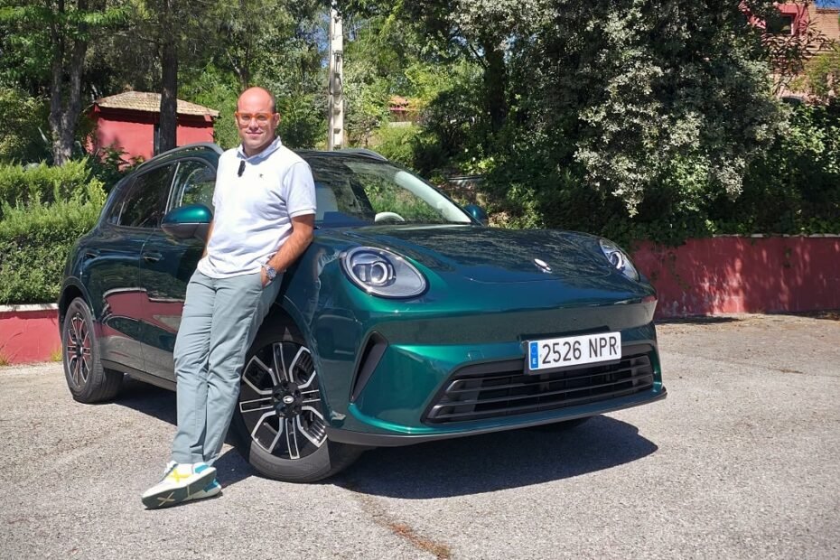 Pruebo el compacto chino más reciente del país: cuesta menos de 20.000 € y llega en formato eléctrico, híbrido y de gasolina
