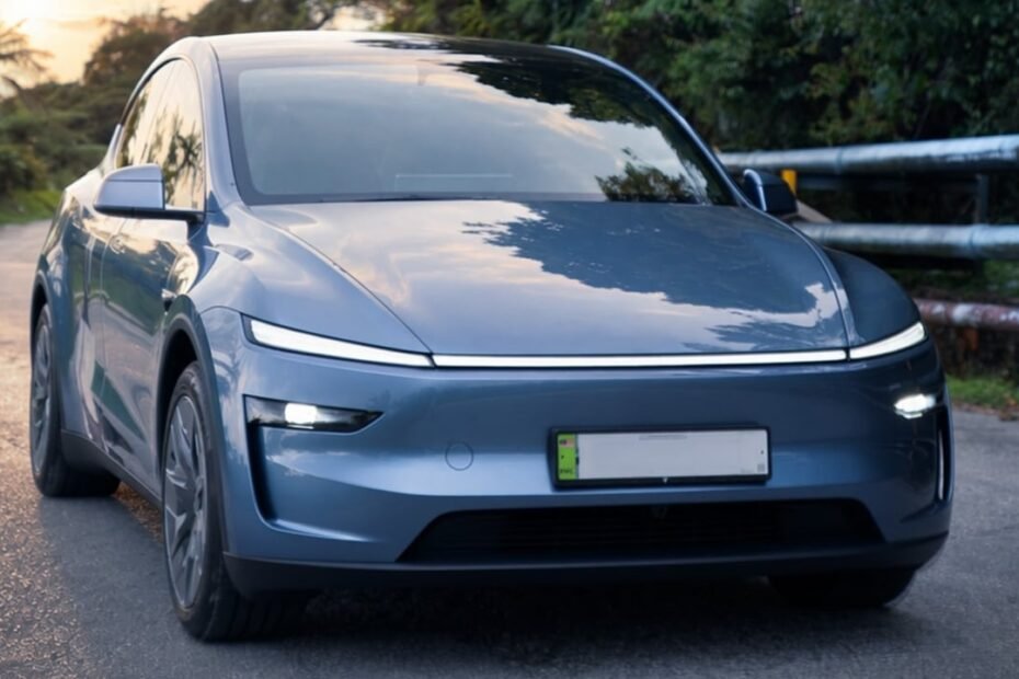 Tesla no soluciona el problema del Model Y L, pero rebaja en el manual la altura que considera normal