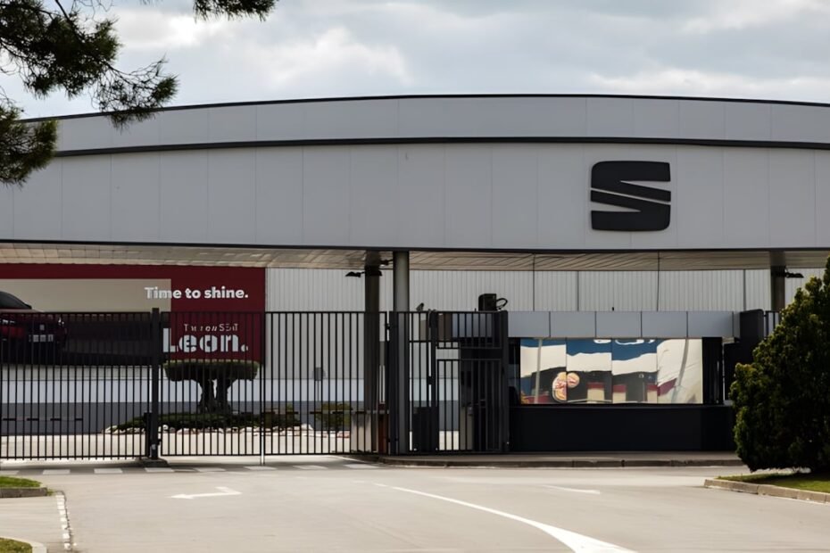 Tres finales posibles para SEAT y uno gana enteros: convertirse en la Dacia del grupo Volkswagen