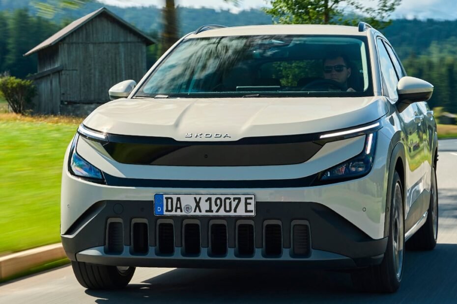 El Skoda Epiq Easy 35 baja el listón con 116 CV y un precio que ronda los 25.000 euros en España, sin ayudas