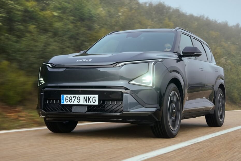 KIA rebaja 6.900 € el EV5 con más autonomía y pone su «Sportage eléctrico» a tiro de las familias