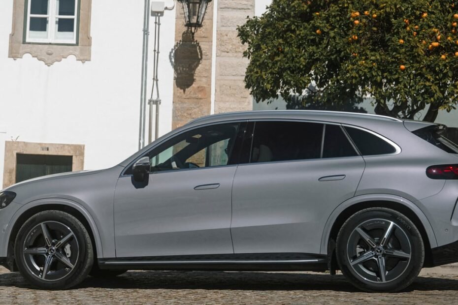Mercedes no da abasto con sus eléctricos y prepara un GLC 200 con casi 500 km para llegar a más clientes