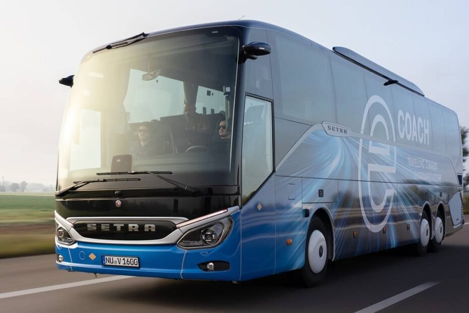 Mercedes prepara un autocar eléctrico para llevar las baterías a los viajes de larga distancia a los 500 km