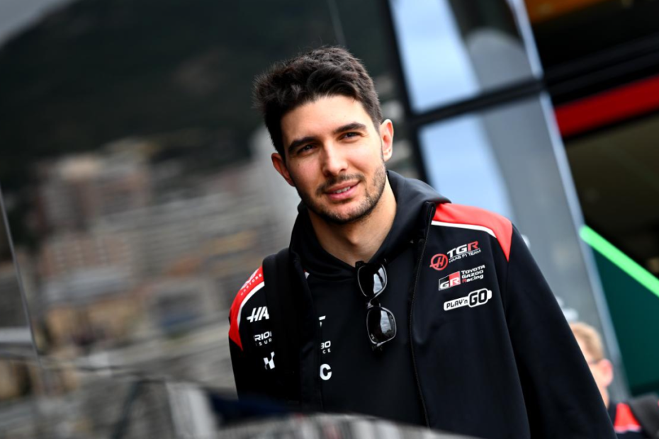 Ocon, de nuevo, en la cuerda floja: Haas lo baja del Gran Premio de México de forma inesperada